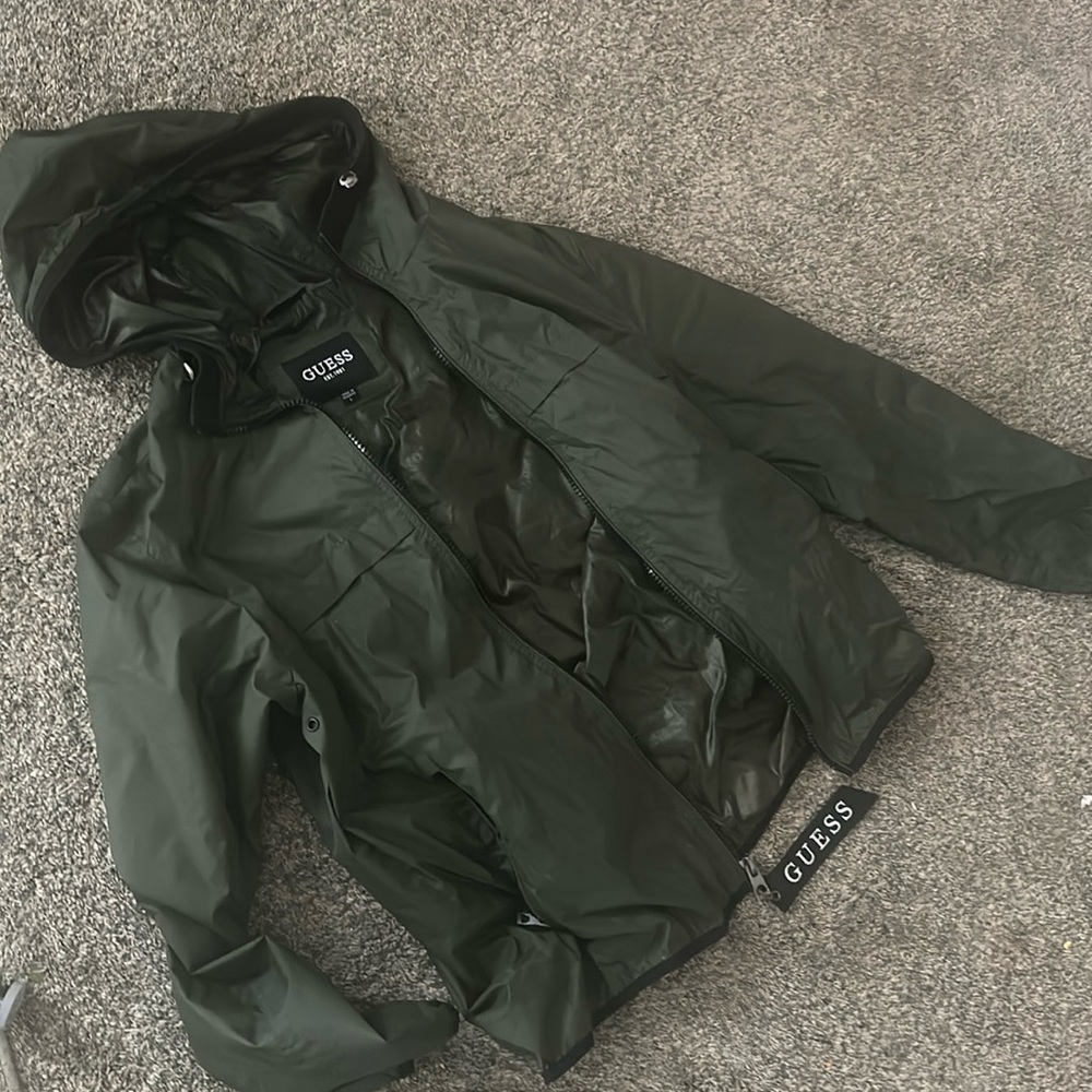 Guess army green windbreaker size large - Picture 1 of 4